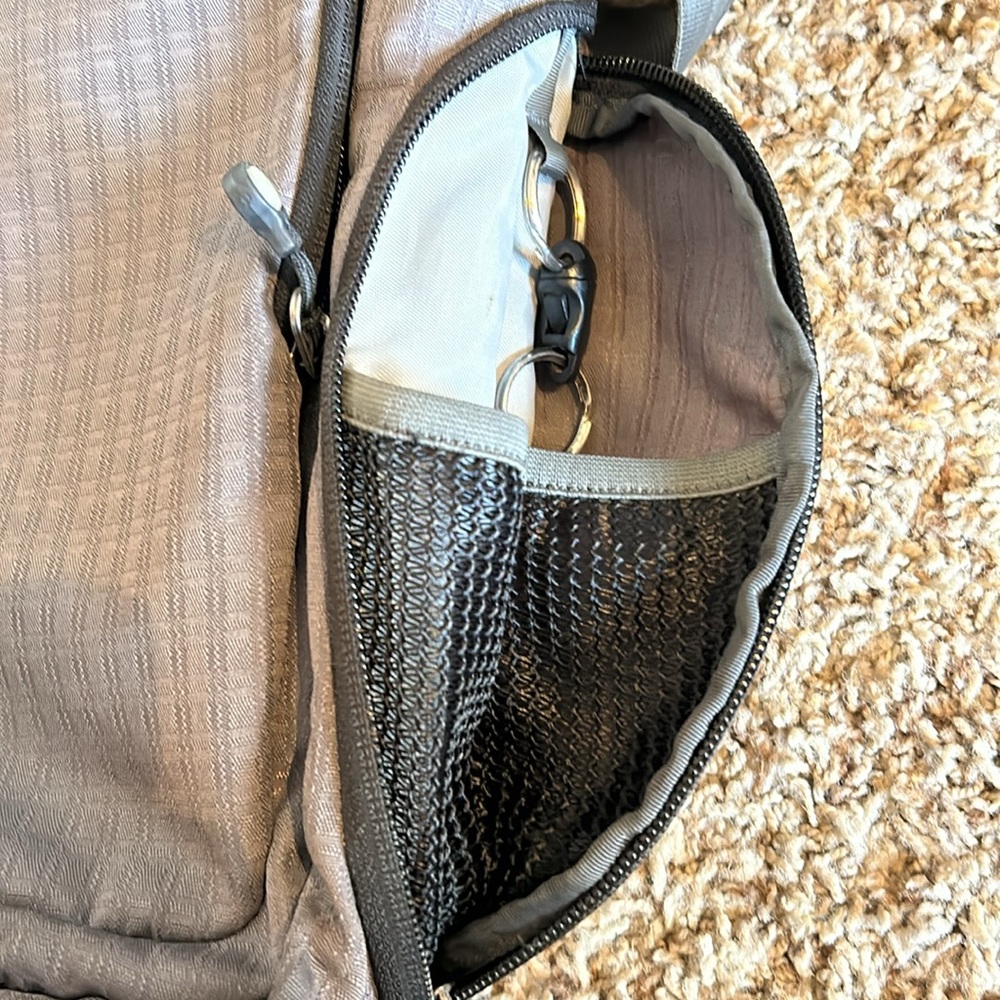 Vintage Patagonia Daily Grind Crossbody Messenger Laptop Bag - Picture 7 of 12